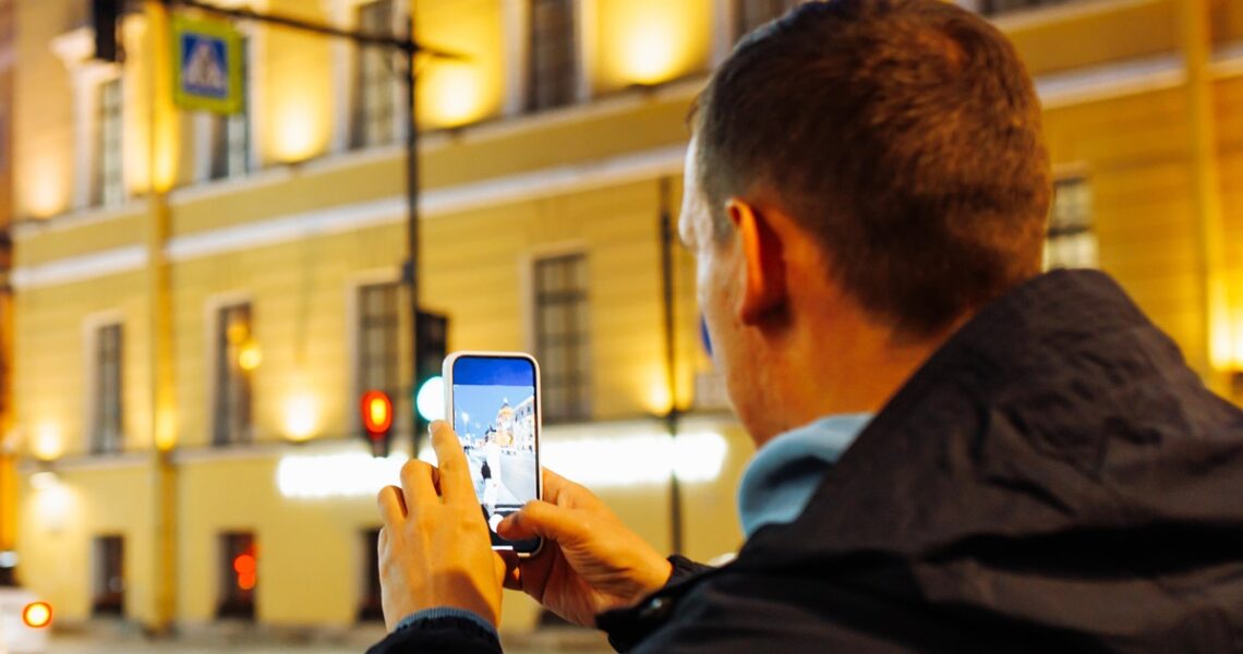 Новини світу - В Петербурзі тиждень повністю відключений мобільний інтернет - ЗМІ