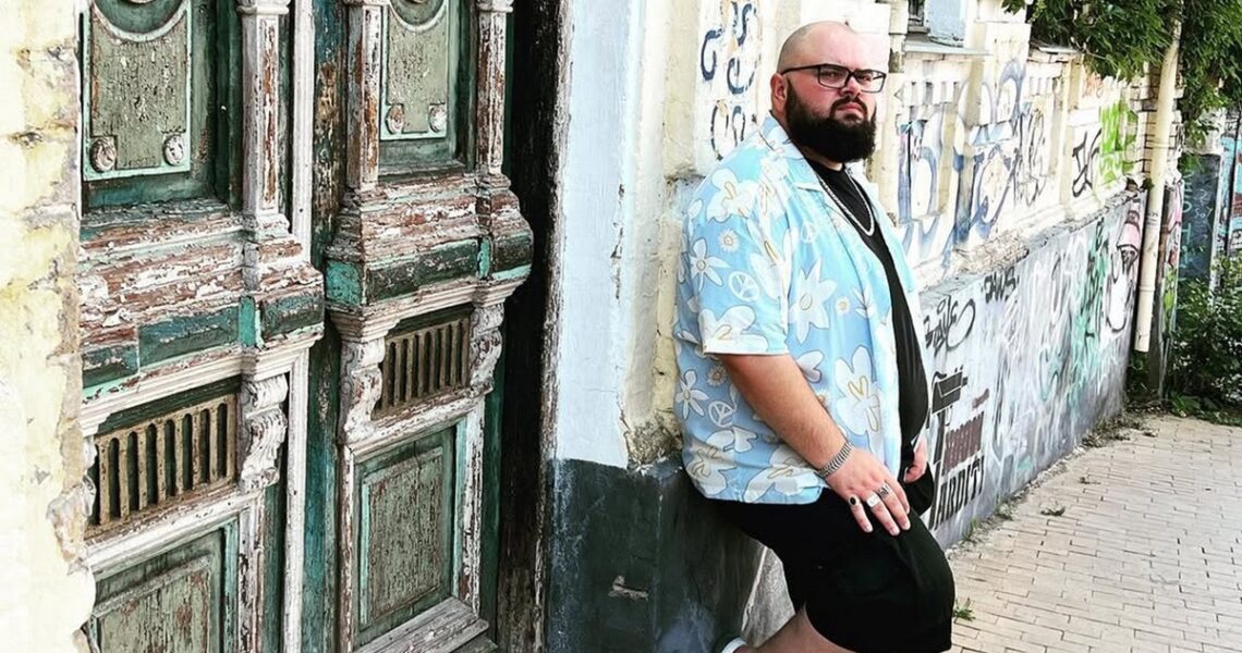 Новини культури - Відомий блогер відреагував на чутки про свою мобілізацію