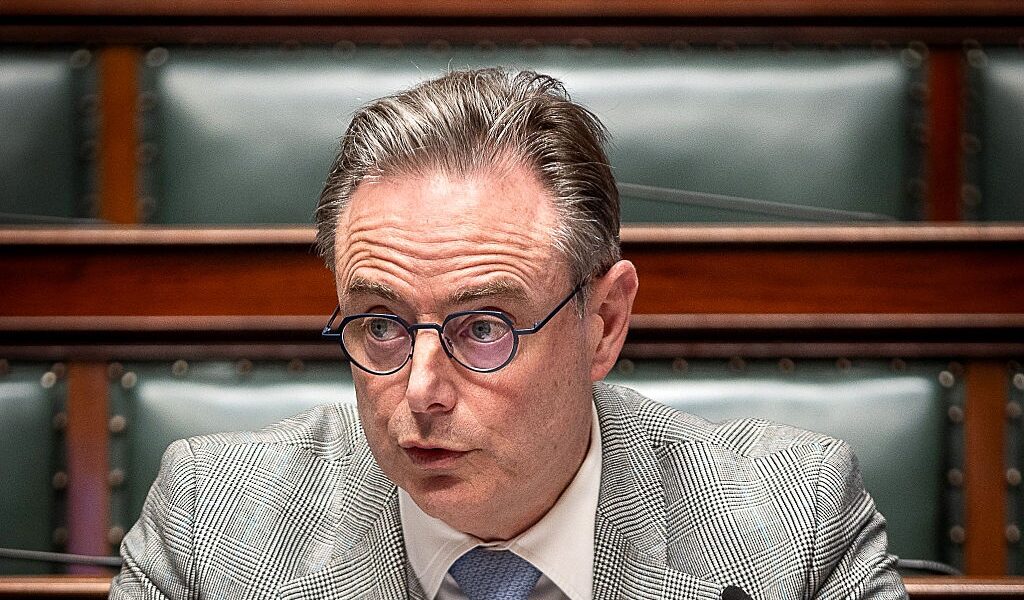 Новини світу - ЄС розглядає варіант "ізоляції" Бельгії через "репараційну позику" - ЗМІ