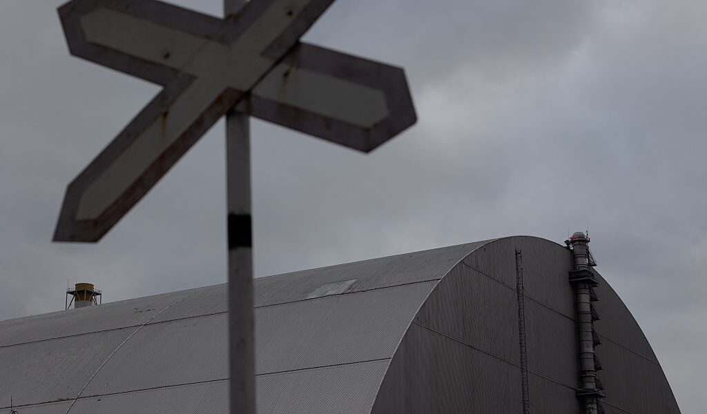 Новини України - Захисному саркофагу ЧАЕС загрожує обвал