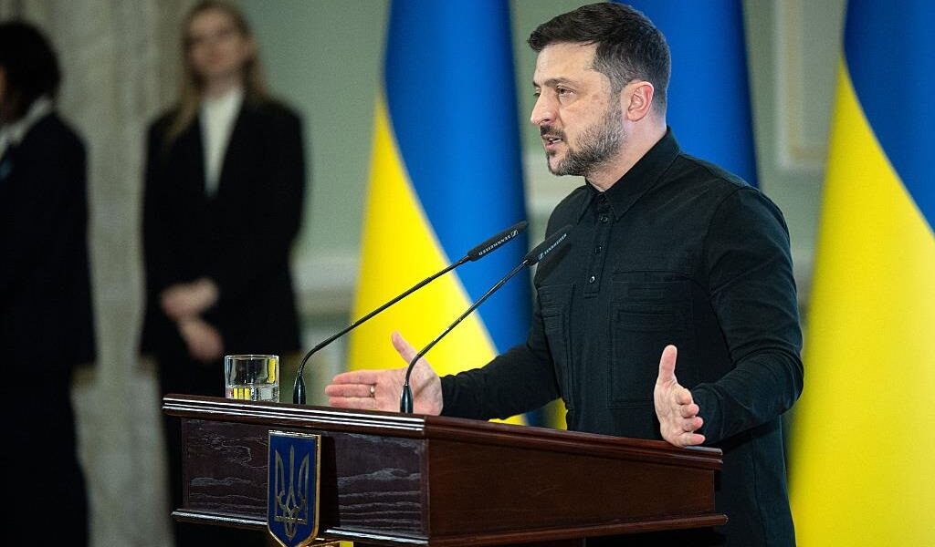 Новини України - Зеленський назвав "червоні лінії" мирних перемов