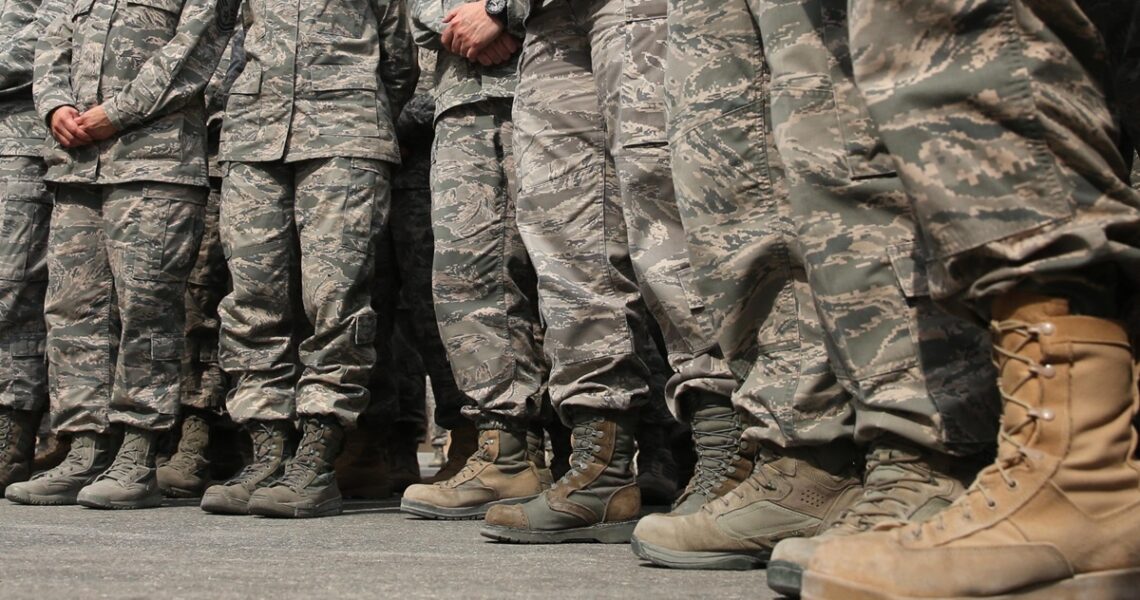 Новини світу - Британія слідом за США частково виводить своїх військових з Катару - ЗМІ