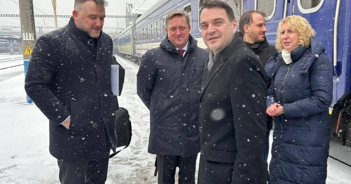 Новини світу - Глава МЗС Чехії прибув з візитом в Україну