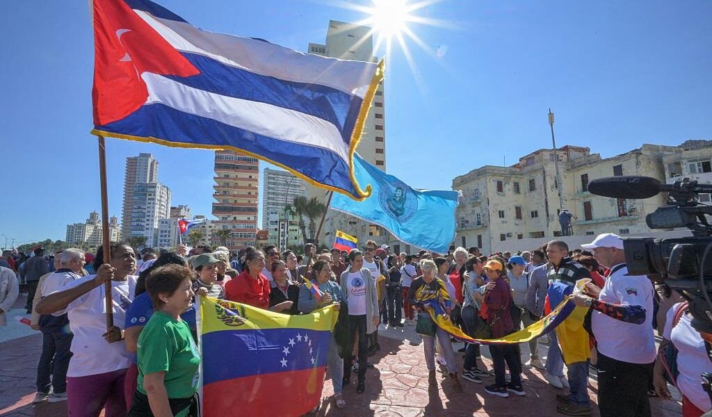 Новини світу - Куба заявила про загибель 32 своїх громадян під час вивезення Мадуро