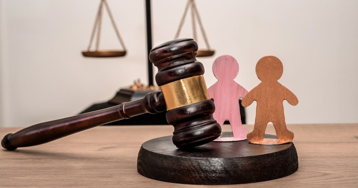 Новини України - На Херсонщині посадивиця роками ігнорувала насильство у дитбудинку