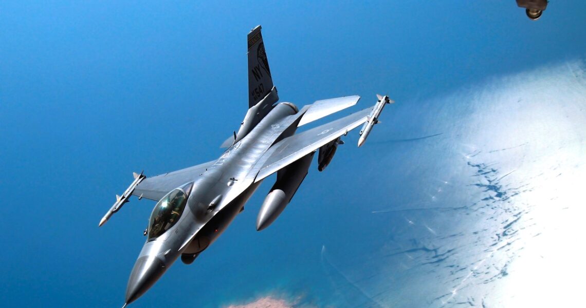 Новини світу - На Тайвані під час навчань зник винищувач F-16