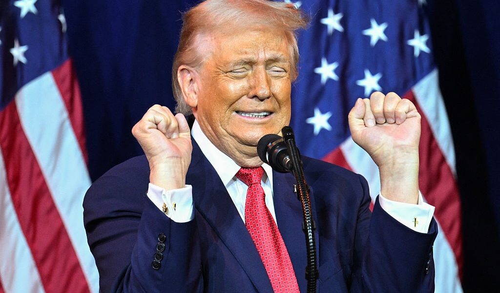 Новини світу - Трамп допустив "вибір" між Гренландією та НАТО