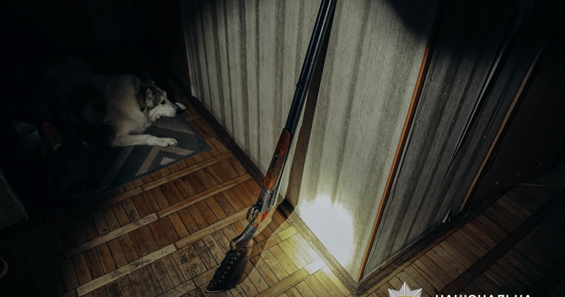 Новини України - У Луцьку затримали чоловіка, який вистрелив у поліцейського