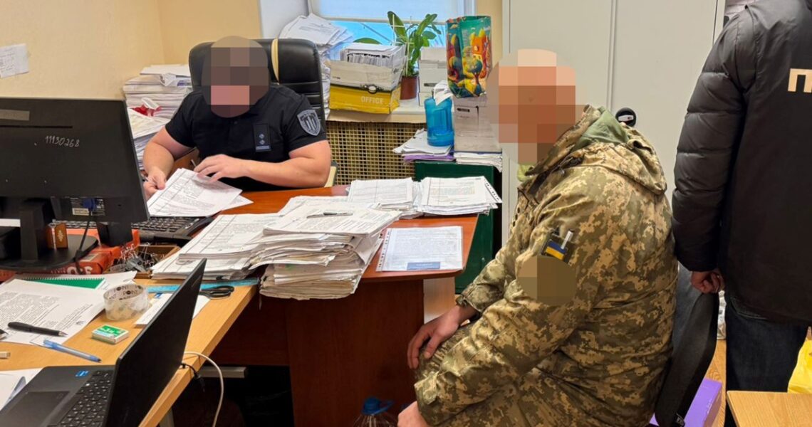 Новини України - Військових посадовців Чернігівщини викрили на розкраданні пального