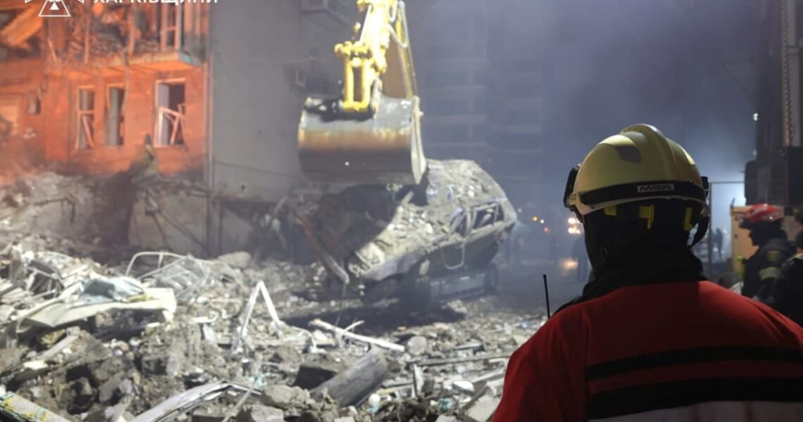 Новини України - З-під завалів у Харкові деблокували тіло дитини