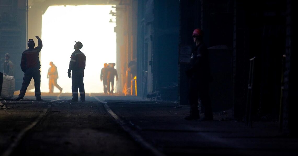 Новини бізнесу - Запоріжсталь призупинила виробництво через атаку Росії